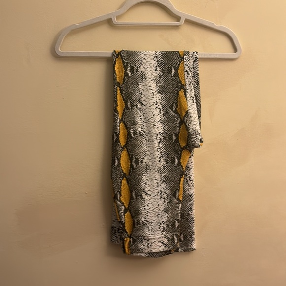 Matching Set - Picture 3 of 3